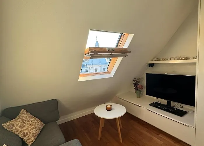 Bright With Terrace 16th Apartment *