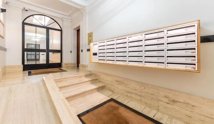 Bright With Terrace 16th París